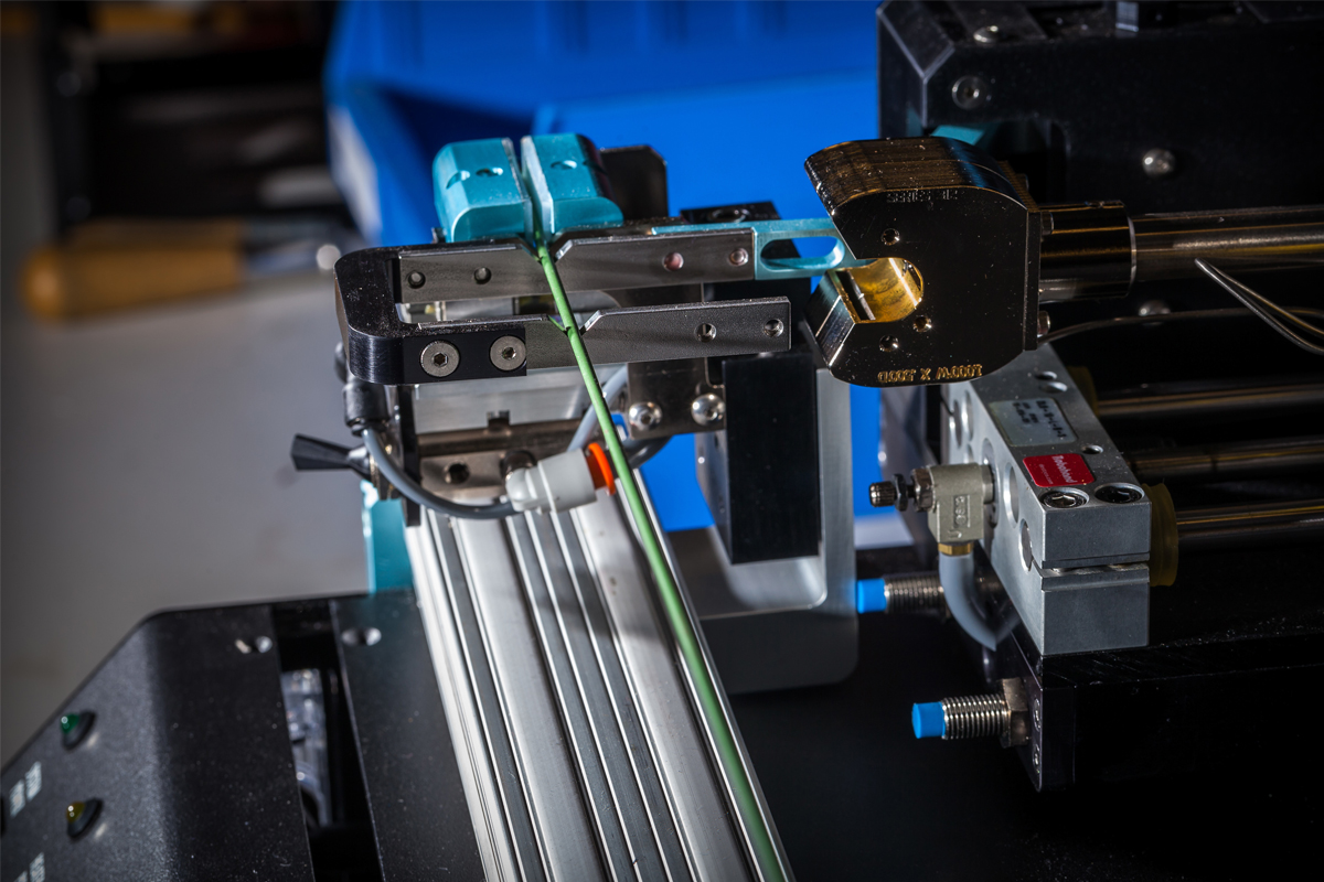 Horizontal Laminator Shrinking Lamination Systems For Catheter Tubing